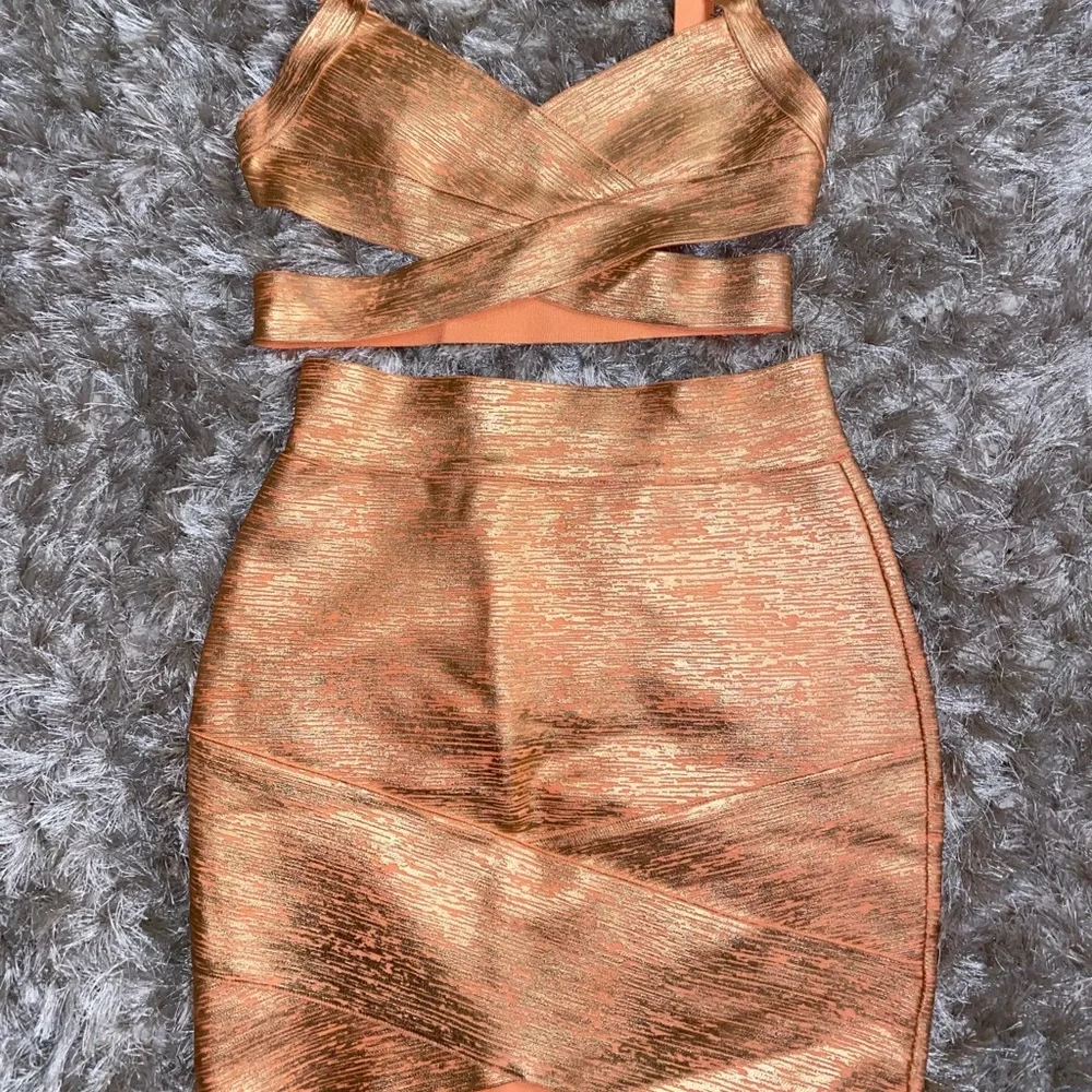 2 Piece Bandage Shirt Set-Peach-Sz Large - Picture 2 of 3